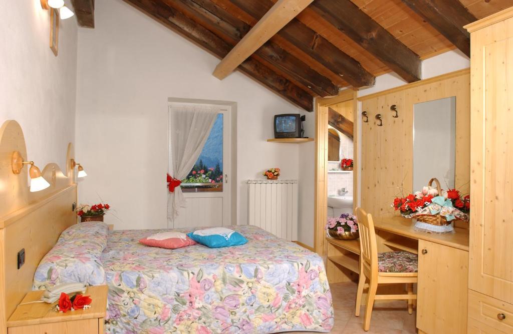 Hotel La Roccia Passo del Tonale Extérieur photo