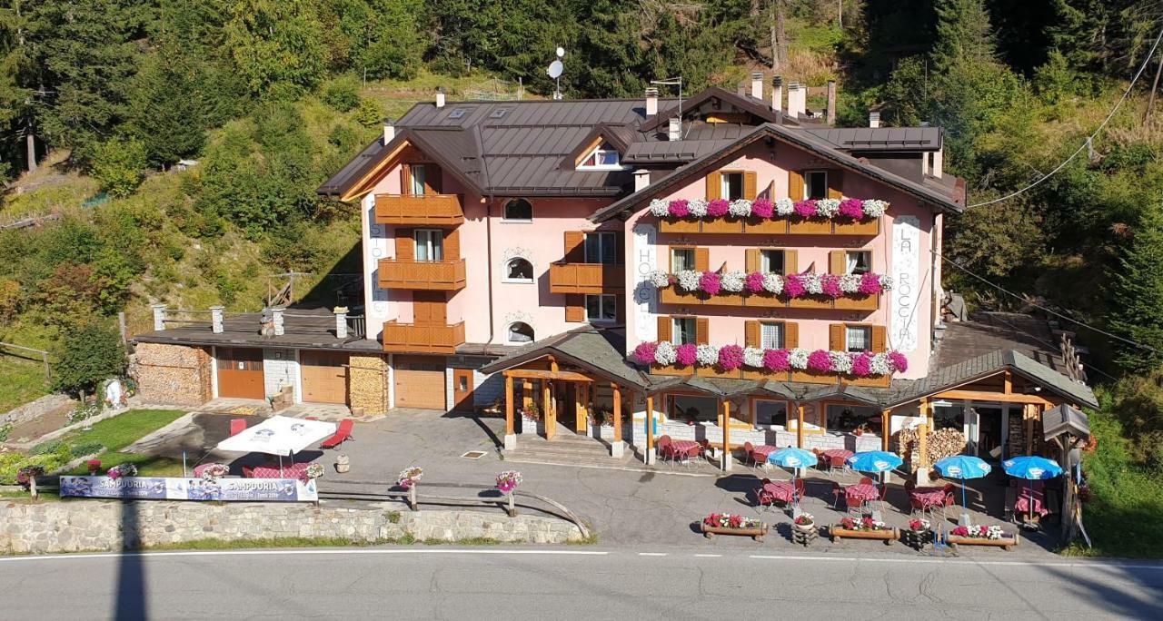 Hotel La Roccia Passo del Tonale Extérieur photo