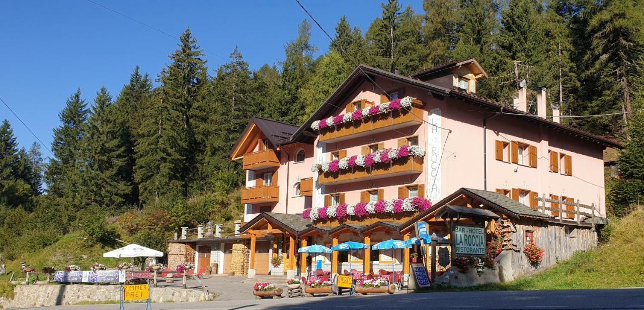 Hotel La Roccia Passo del Tonale Extérieur photo